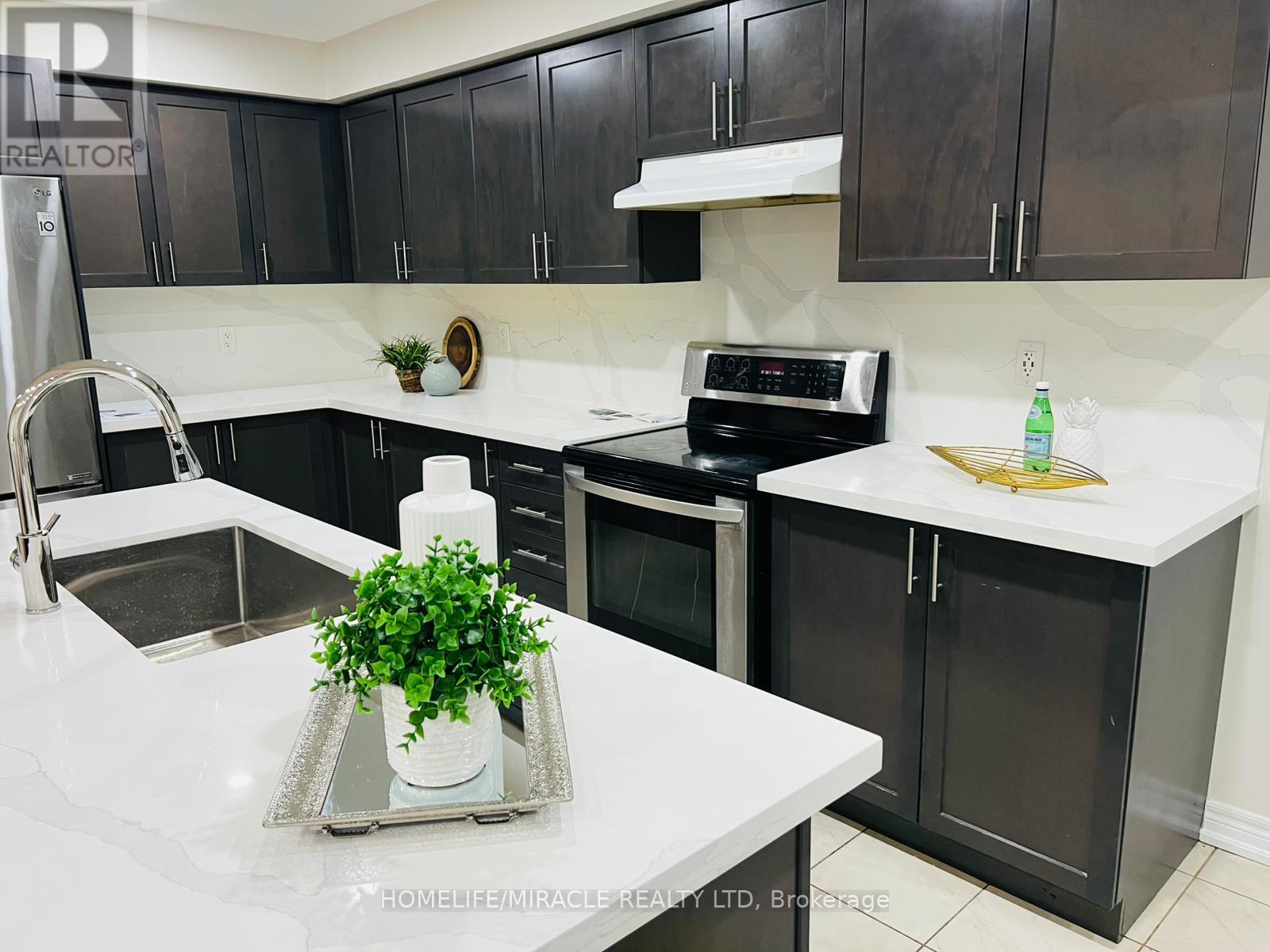 3 - 570 Linden Drive, Cambridge, Ontario  N3H 0C9 - Photo 9 - X12956818