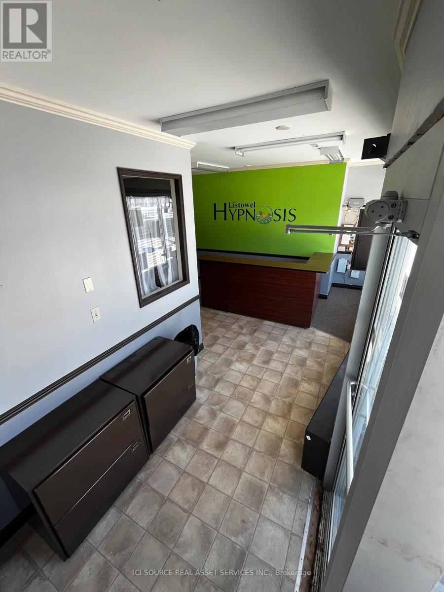 195 Wallace Avenue N, North Perth, Ontario  N4W 1K8 - Photo 4 - X12956856