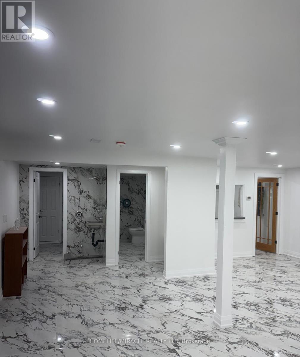 69 Southworth Street N, Welland, Ontario  L3B 1Y3 - Photo 13 - X12956860