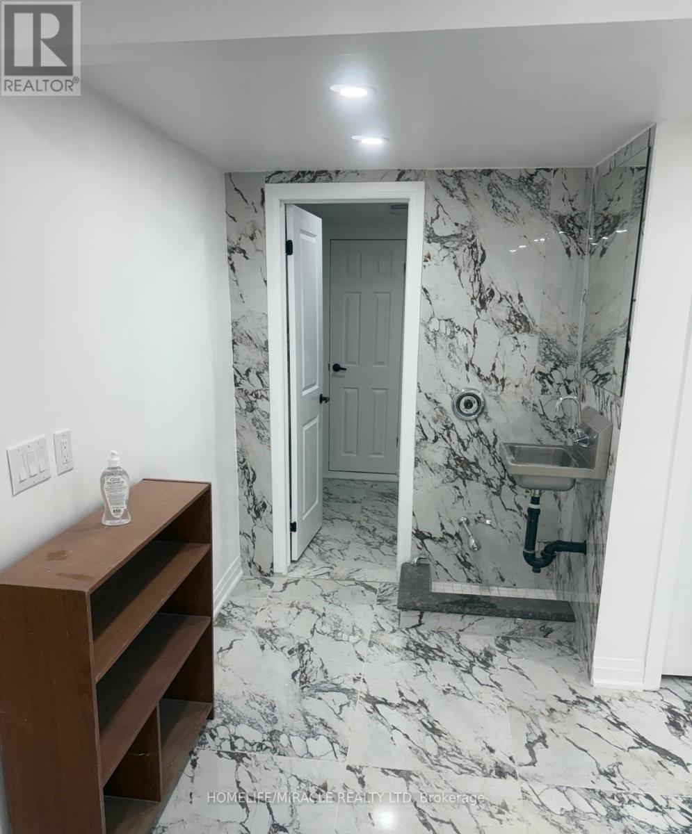 69 Southworth Street N, Welland, Ontario  L3B 1Y3 - Photo 20 - X12956860