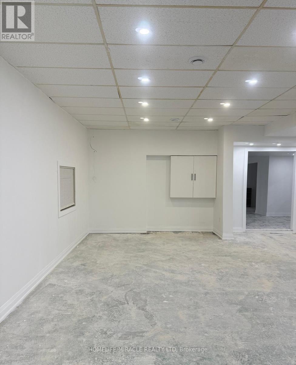 69 Southworth Street N, Welland, Ontario  L3B 1Y3 - Photo 31 - X12956860