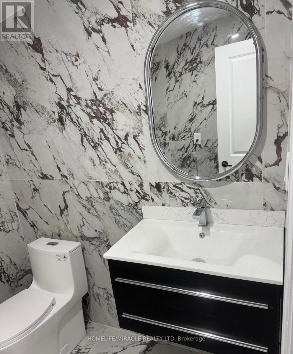 69 Southworth Street N, Welland, Ontario  L3B 1Y3 - Photo 35 - X12956860