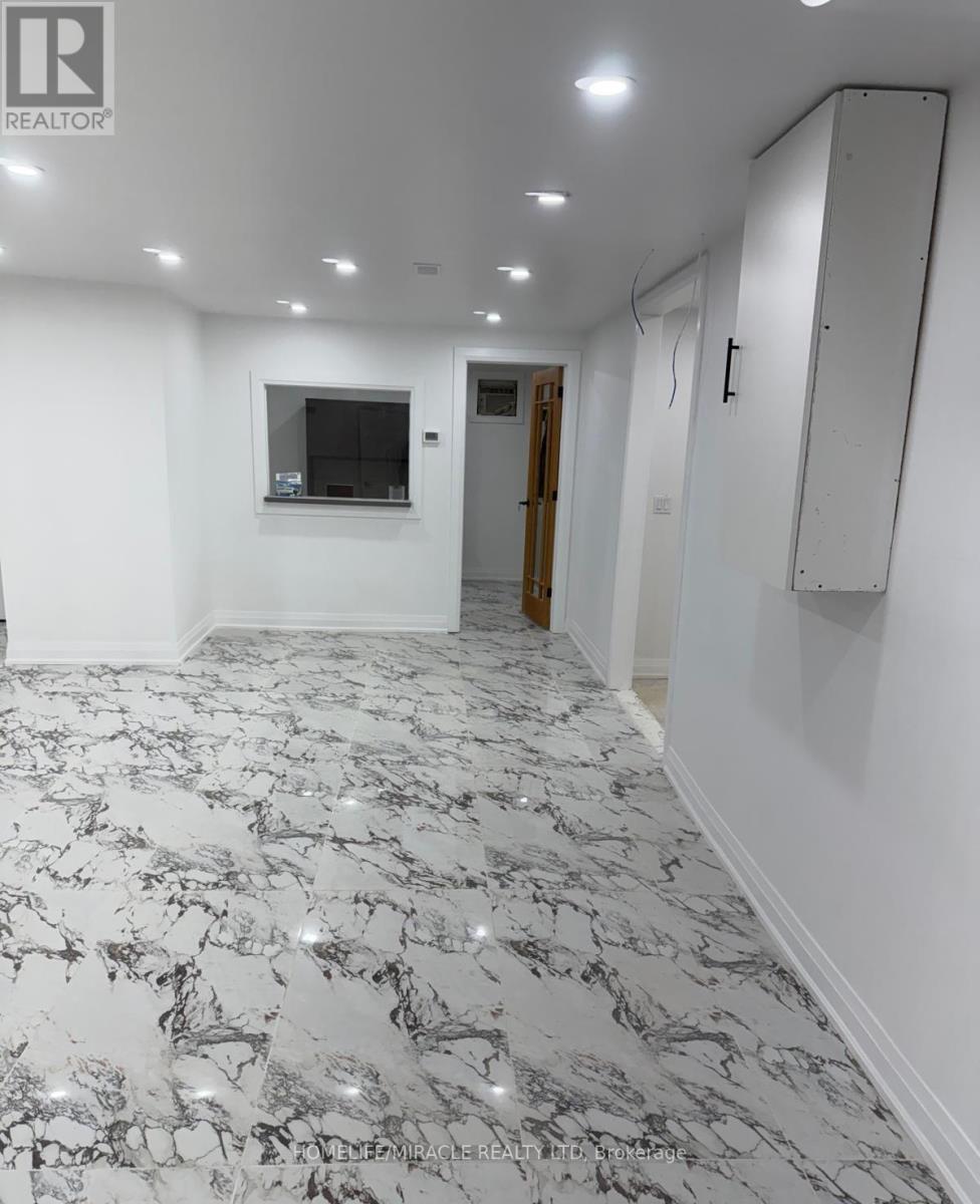 69 Southworth Street N, Welland, Ontario  L3B 1Y3 - Photo 38 - X12956860