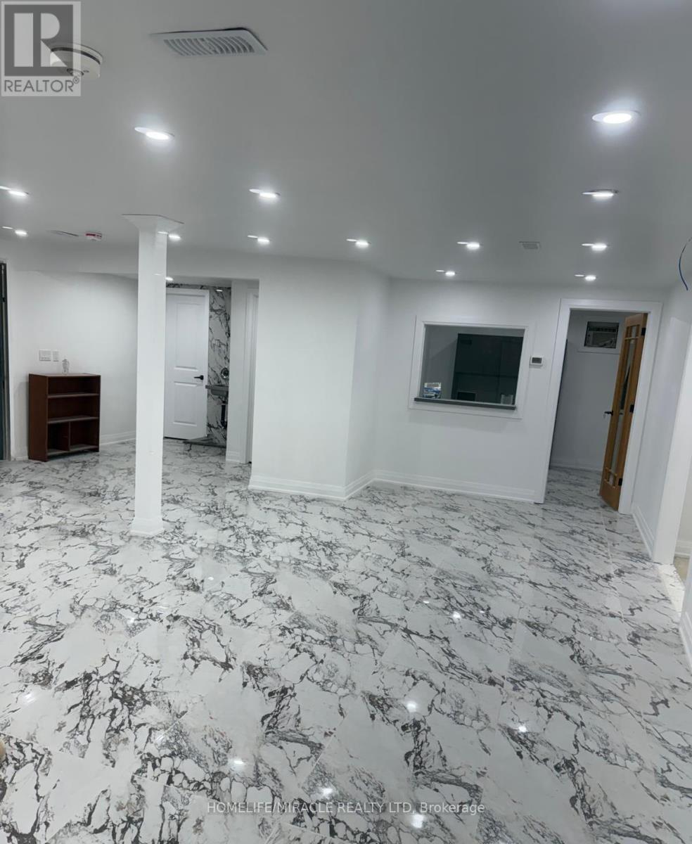 69 Southworth Street N, Welland, Ontario  L3B 1Y3 - Photo 42 - X12956860