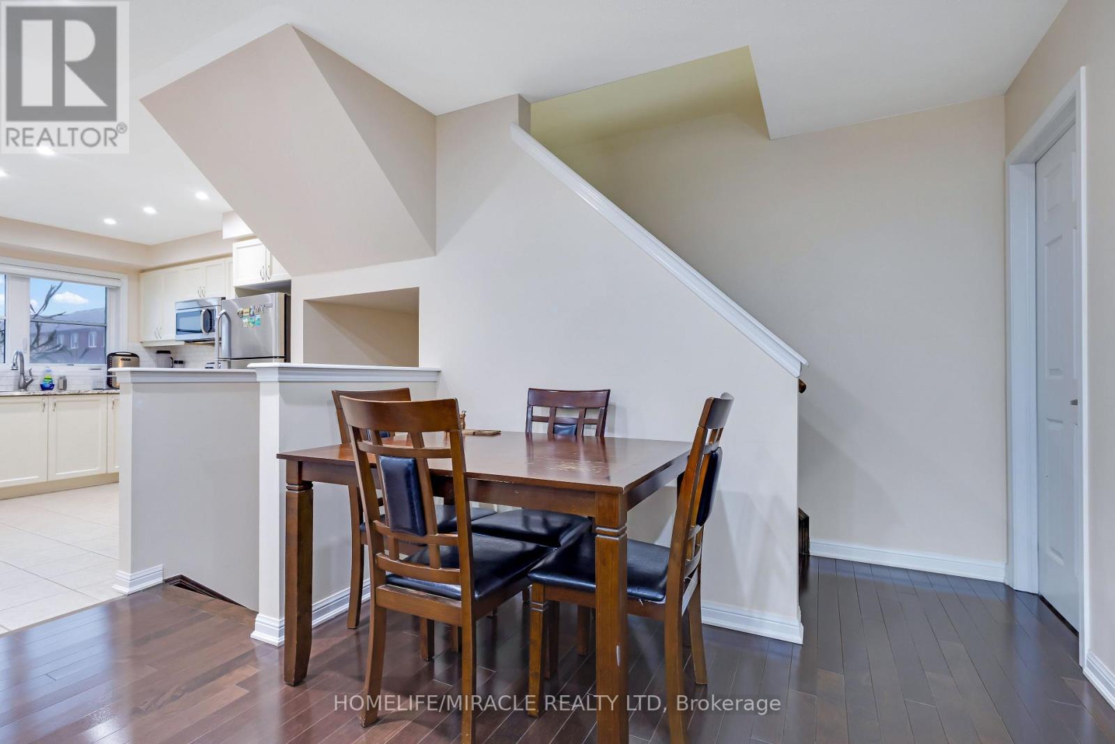 160 Baycliffe Crescent, Brampton, Ontario  L7A 3Z3 - Photo 16 - W12952958