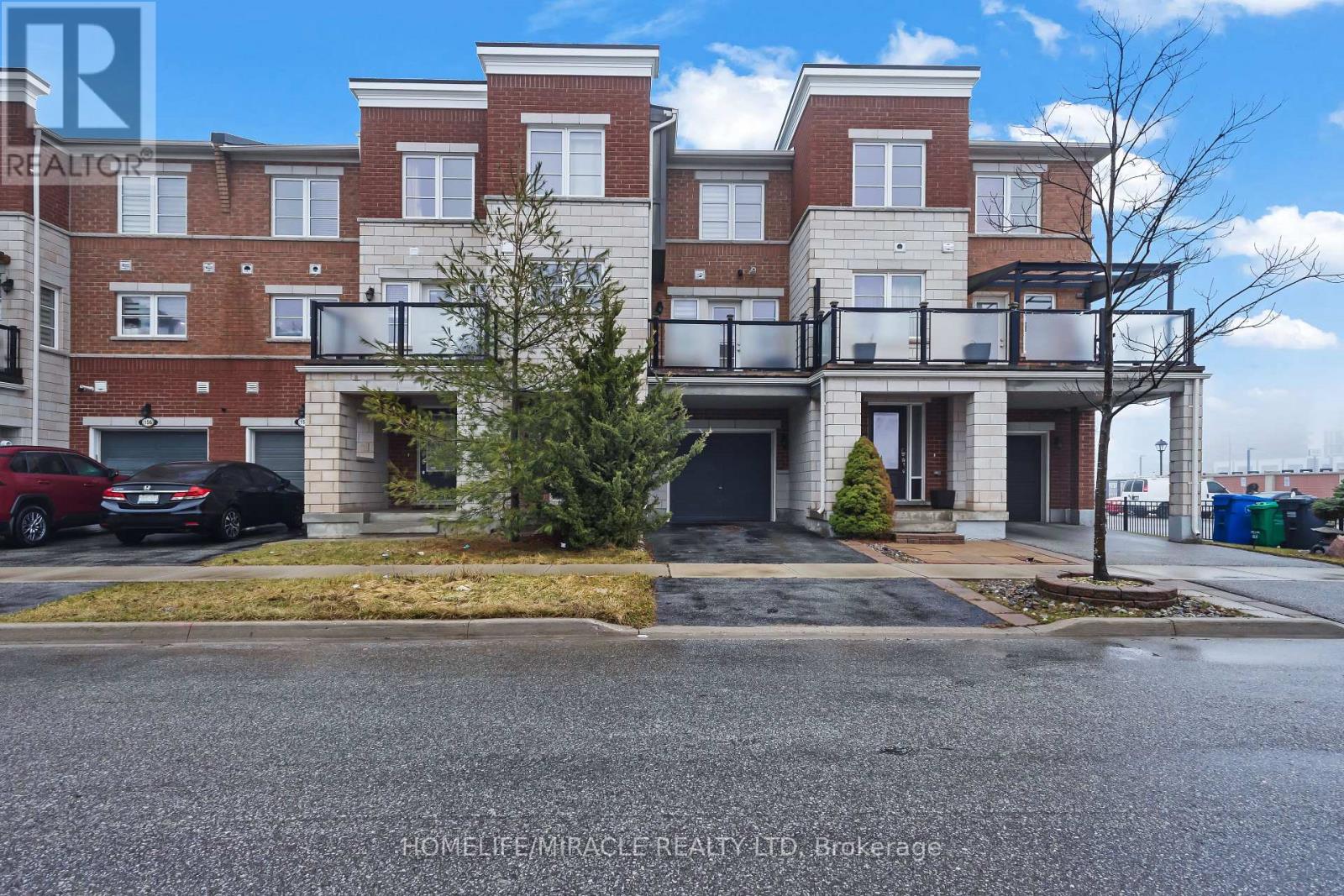 160 BAYCLIFFE CRESCENT, Brampton, Ontario