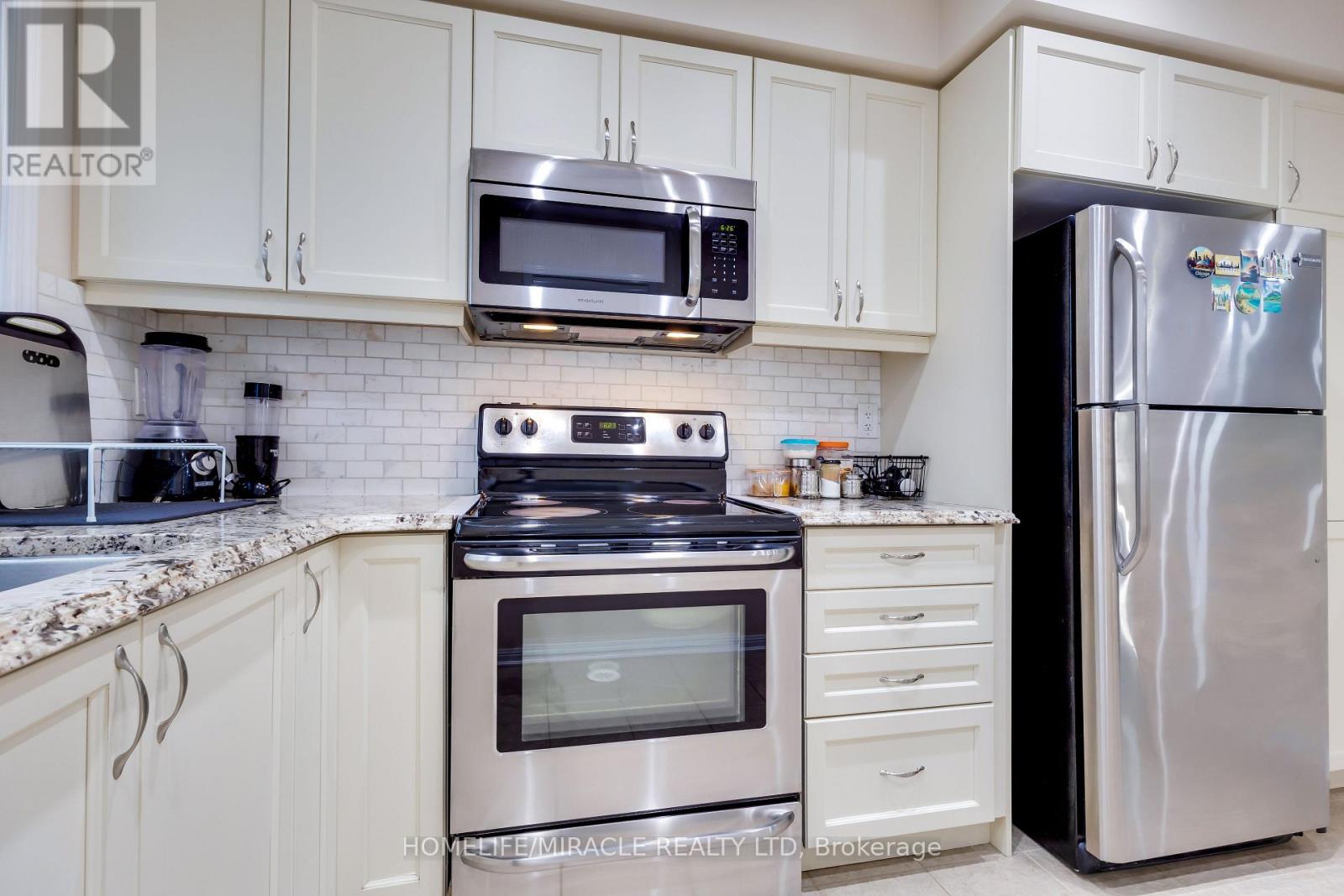 160 Baycliffe Crescent, Brampton, Ontario  L7A 3Z3 - Photo 20 - W12952958