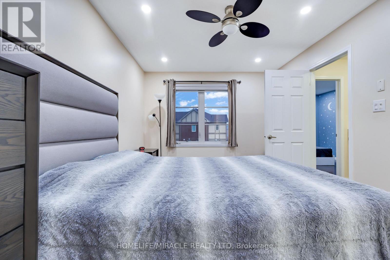 160 Baycliffe Crescent, Brampton, Ontario  L7A 3Z3 - Photo 31 - W12952958