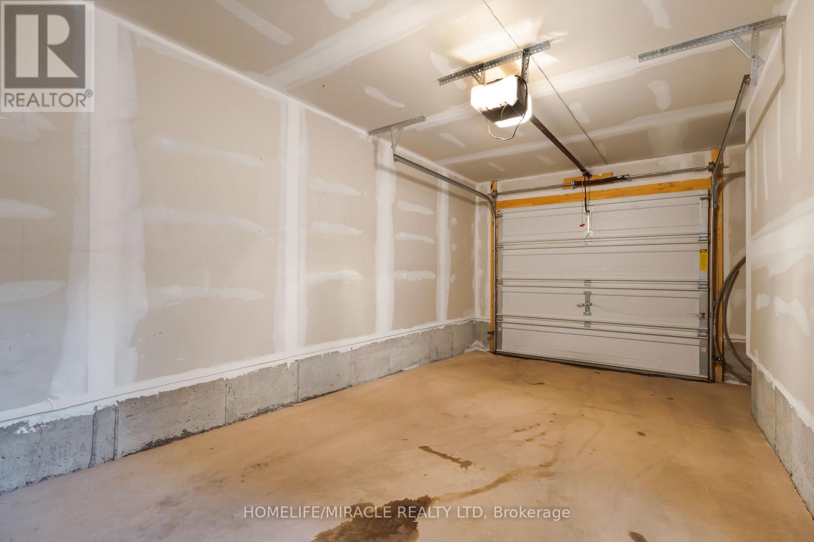 160 Baycliffe Crescent, Brampton, Ontario  L7A 3Z3 - Photo 39 - W12952958