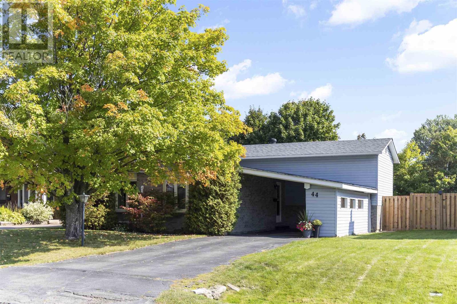 44 Koprash Ct, Sault Ste. Marie, Ontario  P6B 5R9 - Photo 25 - SM260573