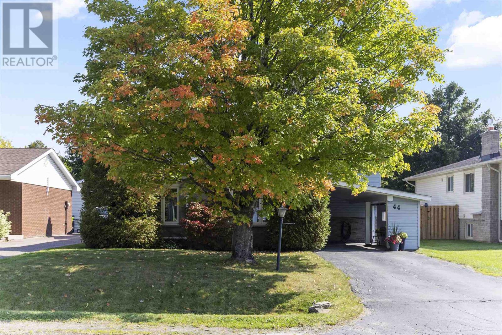 44 Koprash Ct, Sault Ste. Marie, Ontario  P6B 5R9 - Photo 26 - SM260573