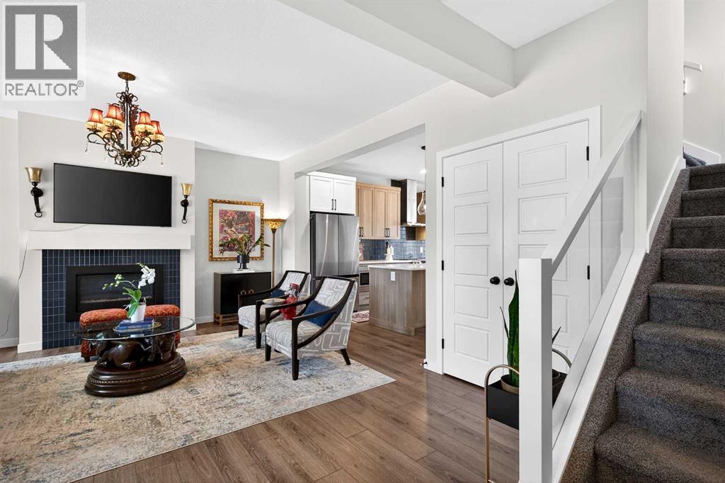 825 Reynolds Manor SW, Airdrie, Alberta  T4B 5G2 - Photo 4 - A2288924