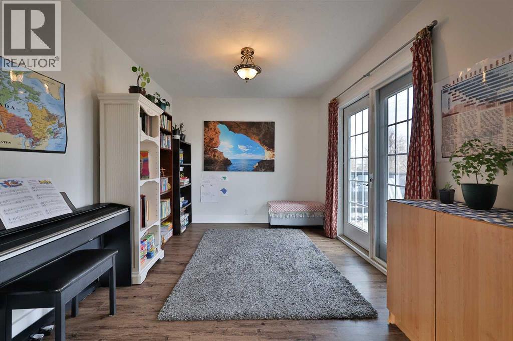 54 S 200 W, Raymond, Alberta  T0K 2S0 - Photo 21 - A2296321