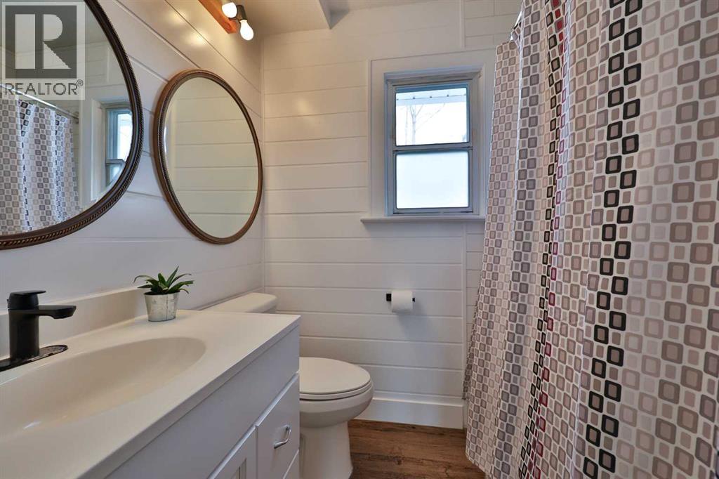 54 S 200 W, Raymond, Alberta  T0K 2S0 - Photo 26 - A2296321