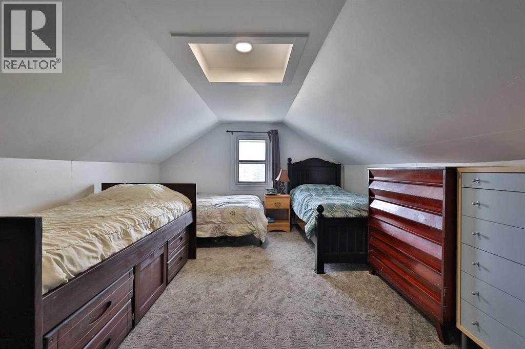 54 S 200 W, Raymond, Alberta  T0K 2S0 - Photo 33 - A2296321