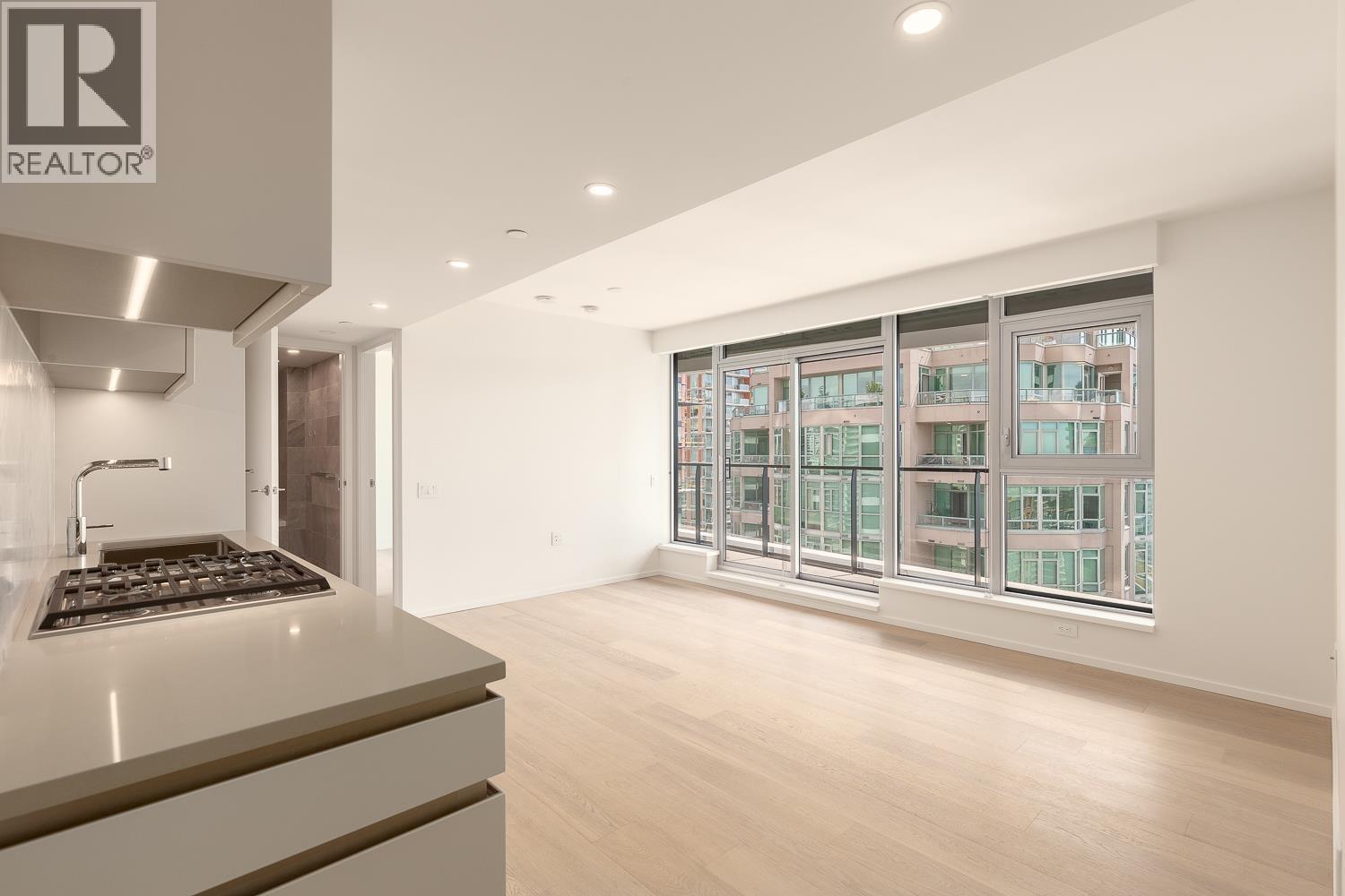 1701 889 Pacific Street, Vancouver, British Columbia  V6Z 1C3 - Photo 3 - R3106933