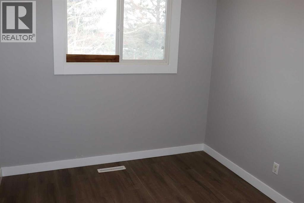 7, 113 Hardisty Avenue, Hinton, Alberta  T7V 1C4 - Photo 13 - A2298586