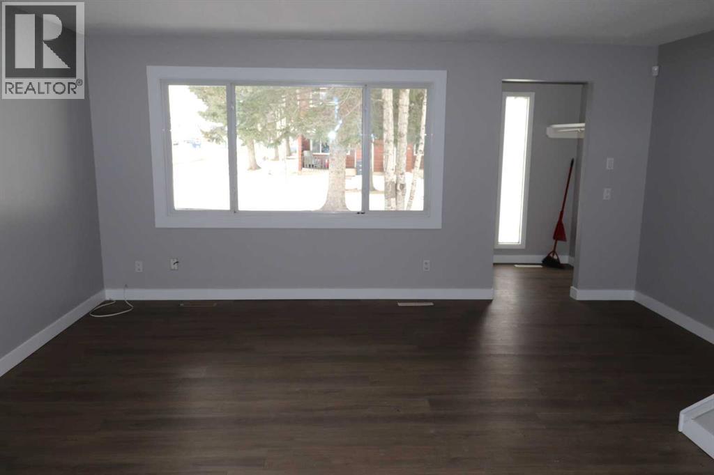 7, 113 Hardisty Avenue, Hinton, Alberta  T7V 1C4 - Photo 21 - A2298586