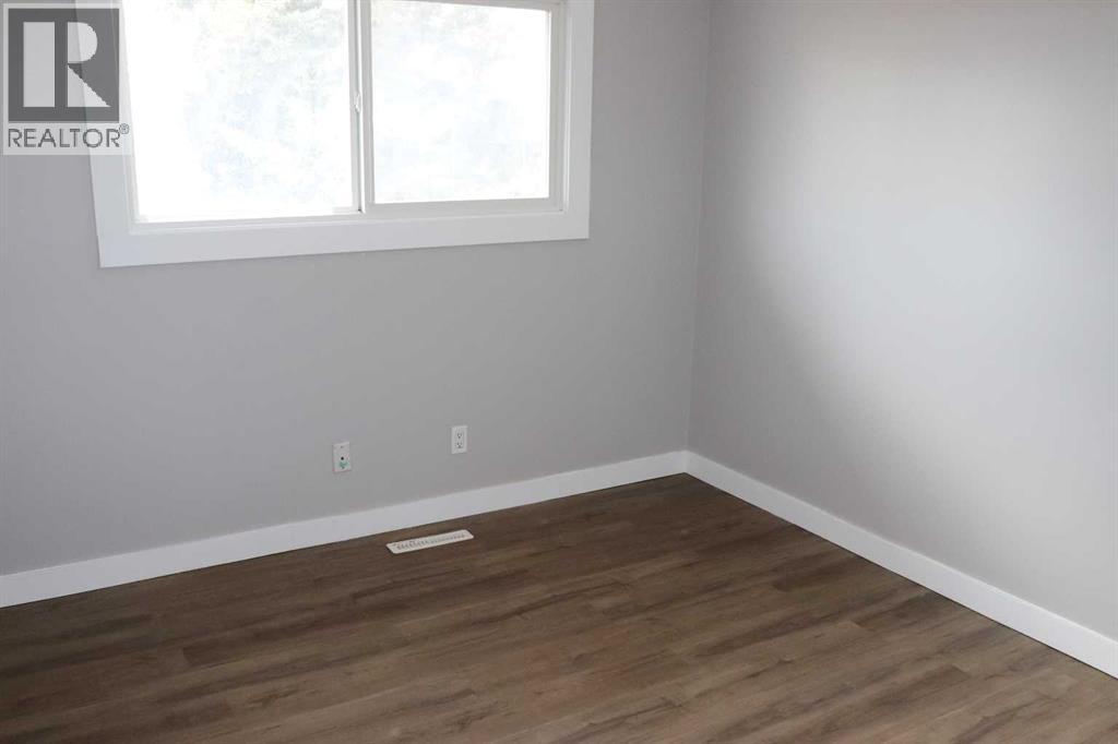 7, 113 Hardisty Avenue, Hinton, Alberta  T7V 1C4 - Photo 15 - A2298586