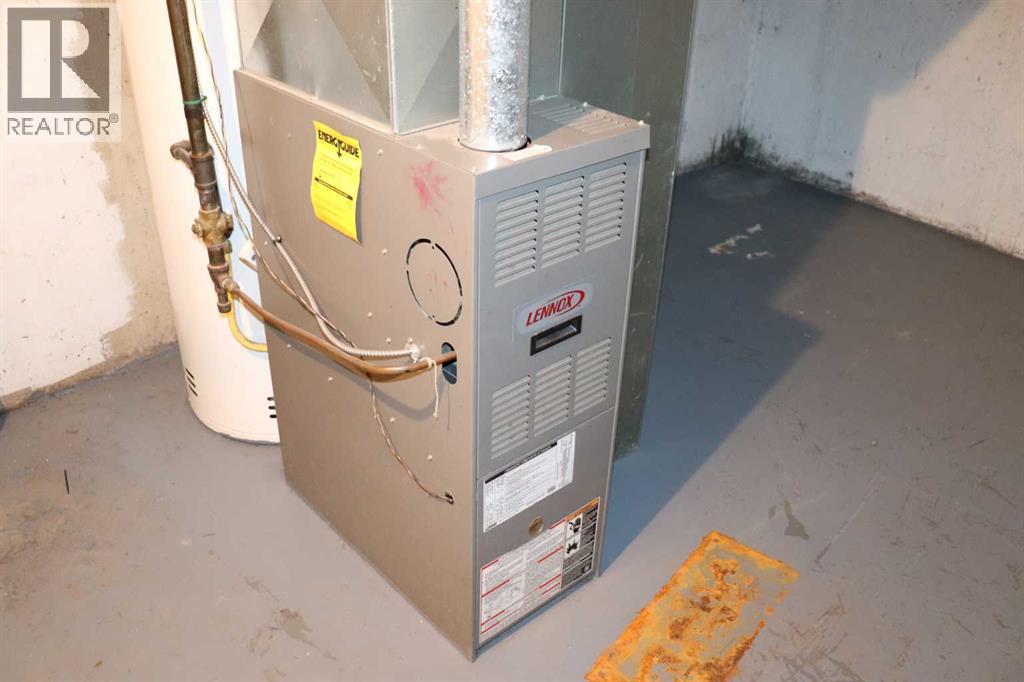 7, 113 Hardisty Avenue, Hinton, Alberta  T7V 1C4 - Photo 18 - A2298586