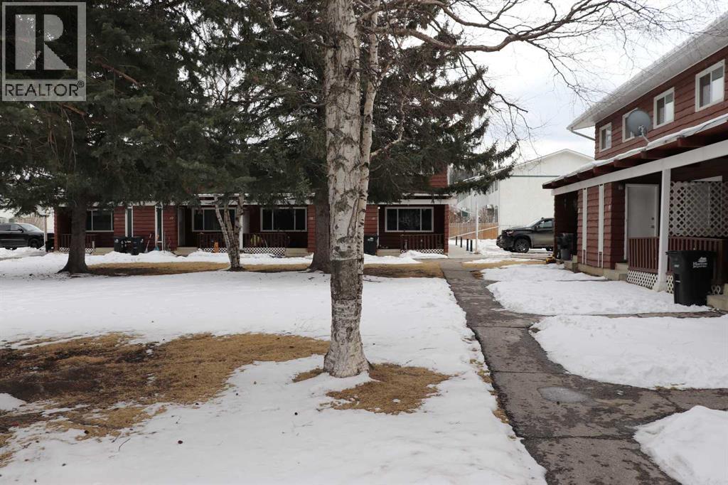 7, 113 Hardisty Avenue, Hinton, Alberta  T7V 1C4 - Photo 6 - A2298586