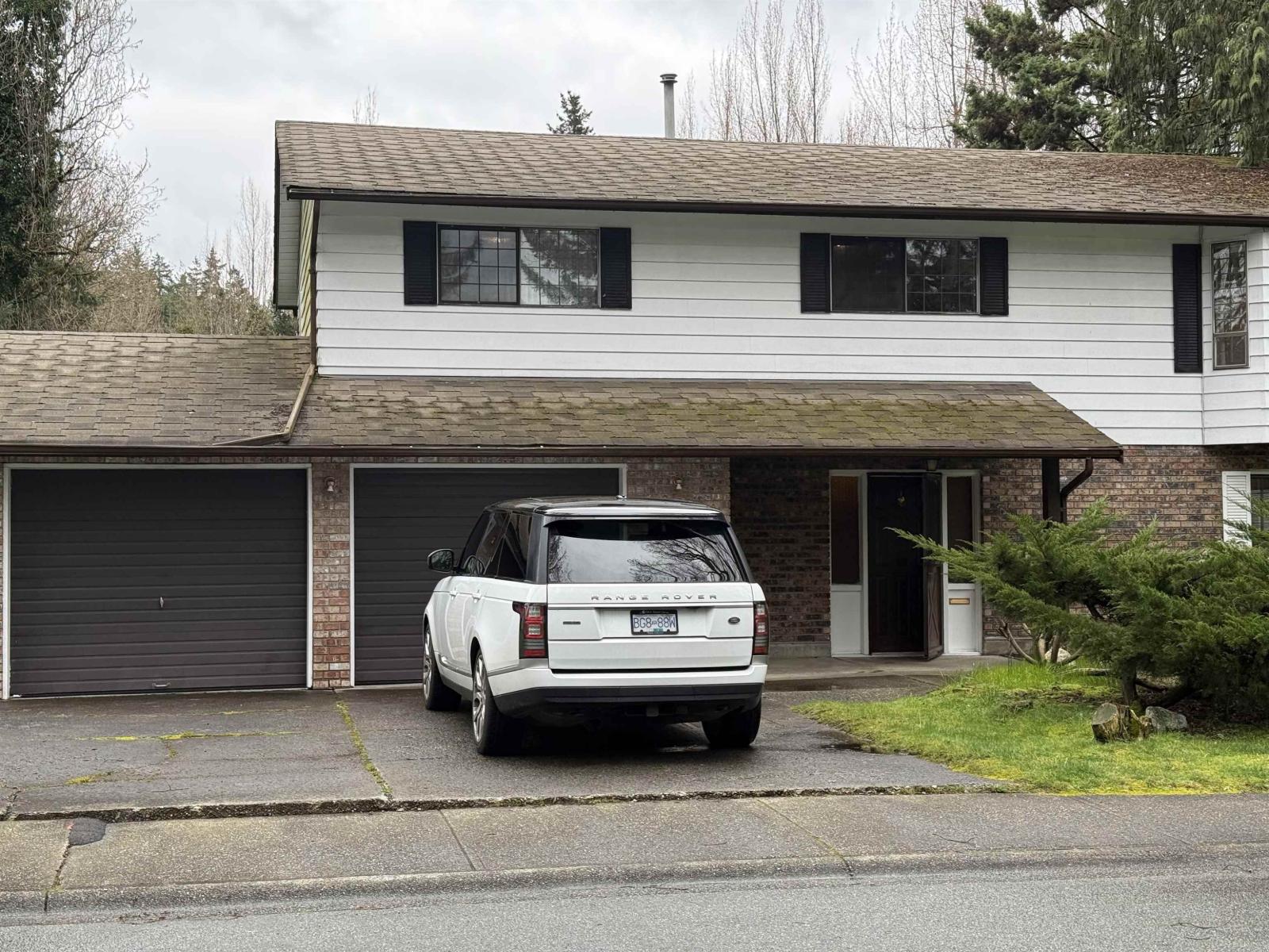 9270 149 Street, Surrey, British Columbia  V3R 7B3 - Photo 2 - R3106515