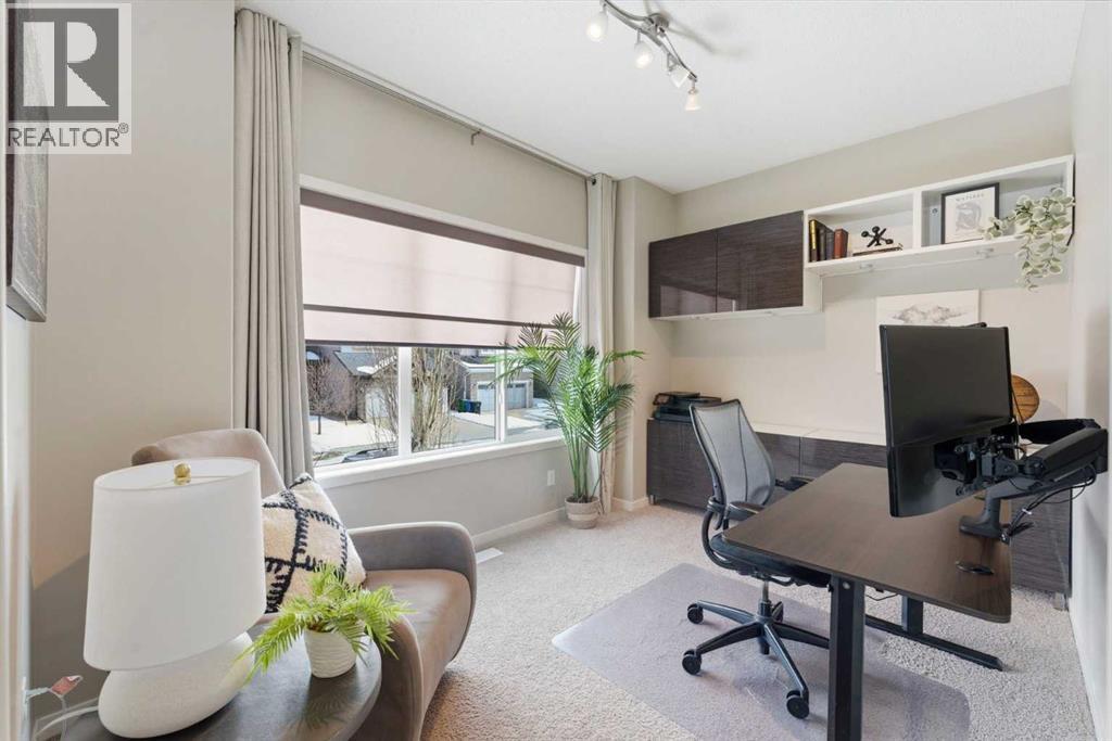 413 Nolanfield Way NW, Calgary, Alberta  T3R 0L8 - Photo 3 - A2298389