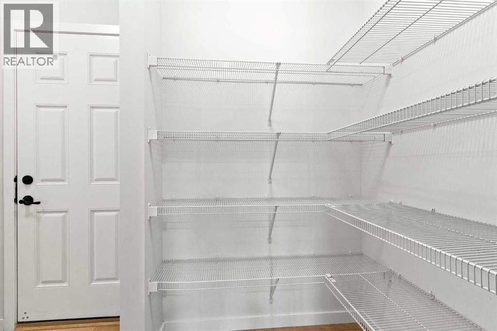 211 Mustang Street, Cochrane, Alberta  T4C 2P9 - Photo 16 - A2298368