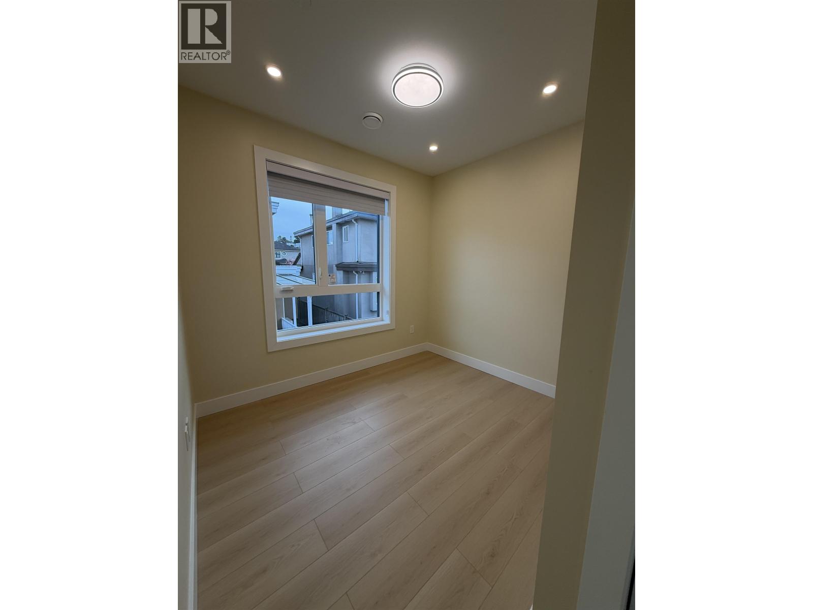 2733 Alamein St, Vancouver, British Columbia  V6L 1S1 - Photo 3 - R3106934
