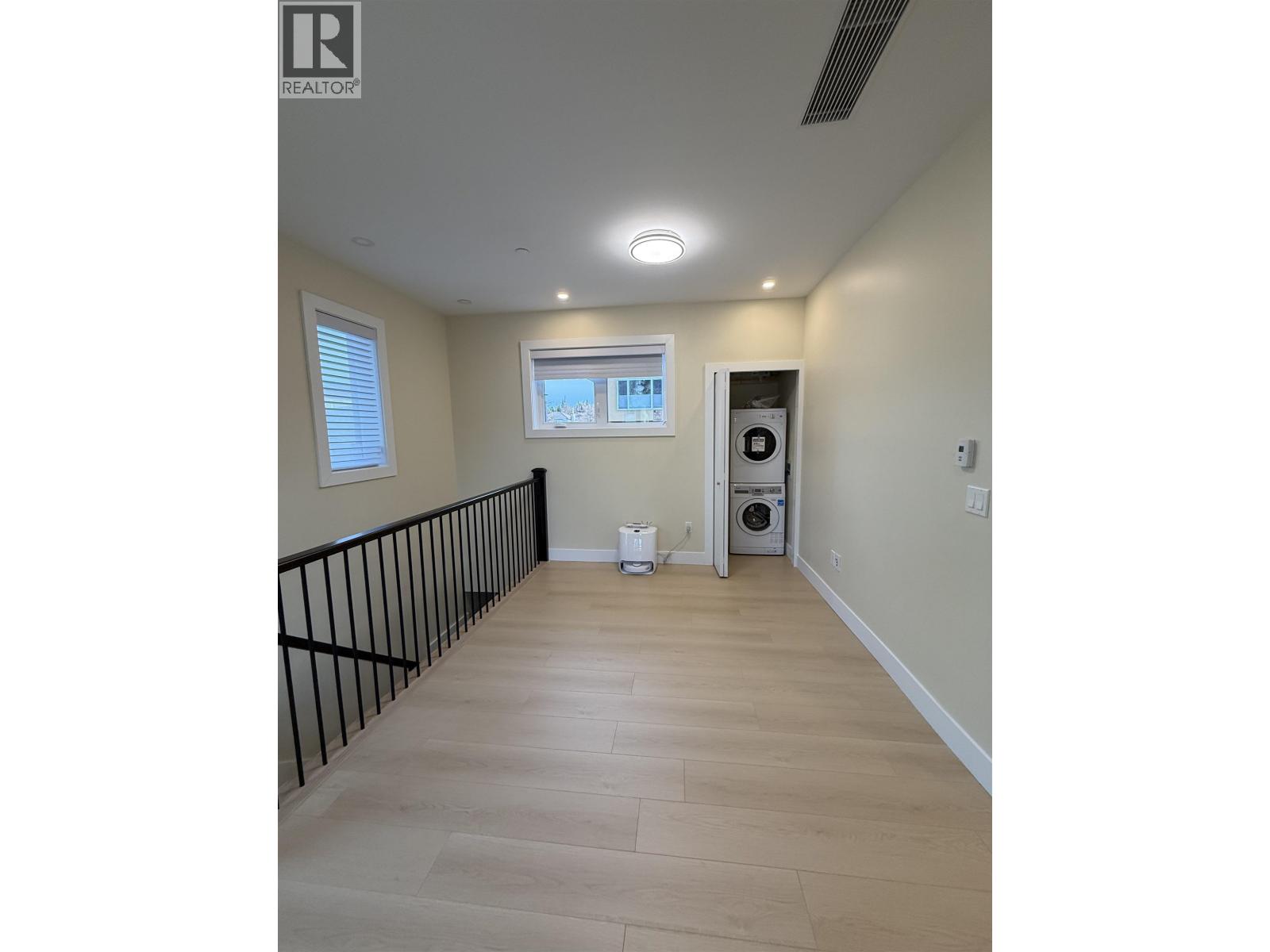 2733 Alamein St, Vancouver, British Columbia  V6L 1S1 - Photo 7 - R3106934