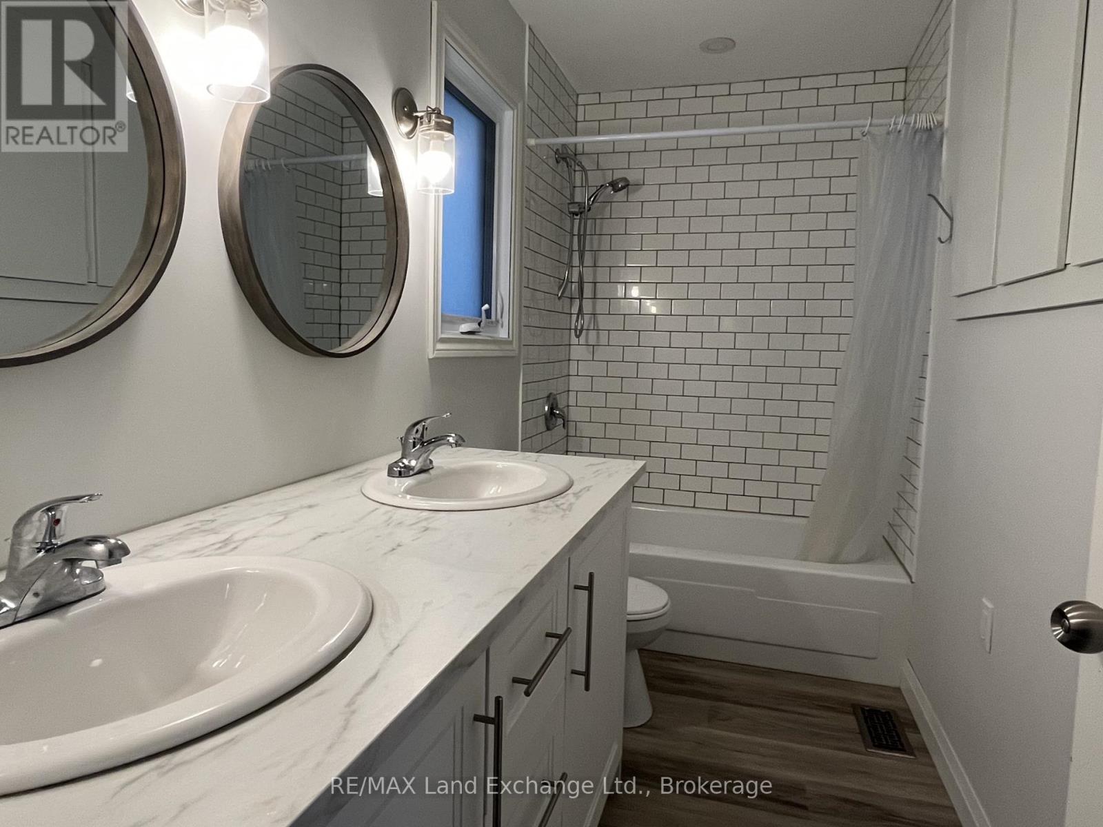 272 Huron Road, Huron-Kinloss, Ontario N0G 2R0 - Photo 9 - X12956892