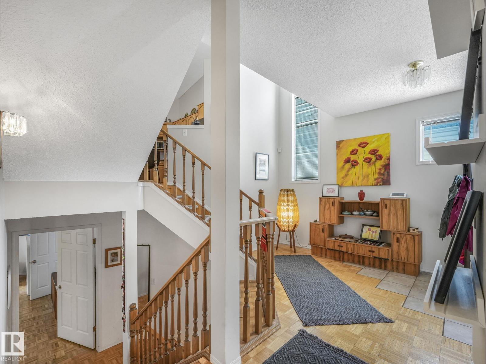 308 Beringer Cr Nw, Edmonton, Alberta  T5T 6R6 - Photo 8 - E4480668