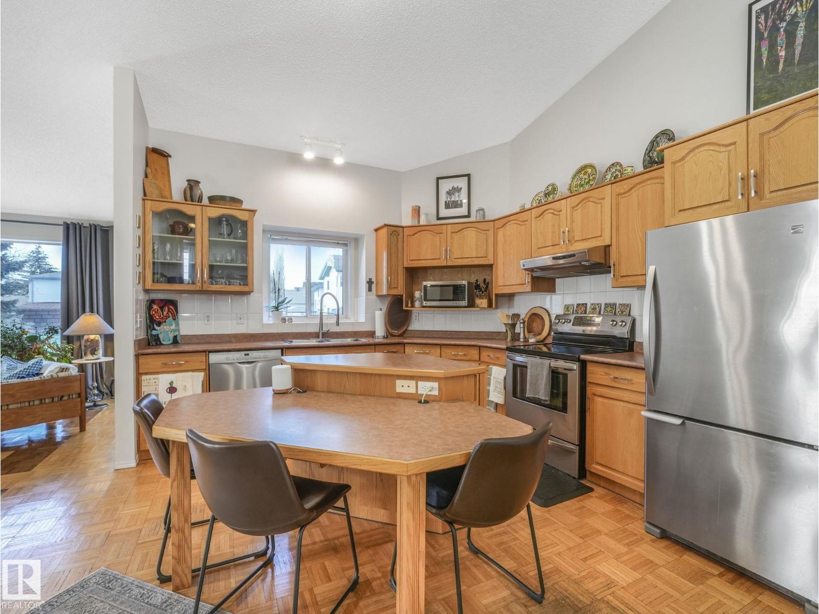 308 Beringer Cr Nw, Edmonton, Alberta  T5T 6R6 - Photo 9 - E4480668