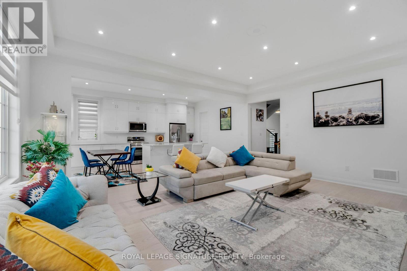 Main-Upper - 3255 Harasym Trail N, Oakville, Ontario  L6M 5N6 - Photo 17 - W12955752