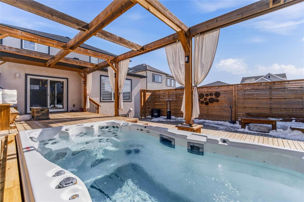 71 Bramblewood Court, Winnipeg, Manitoba  R3Y 0T1 - Photo 44 - 202606231