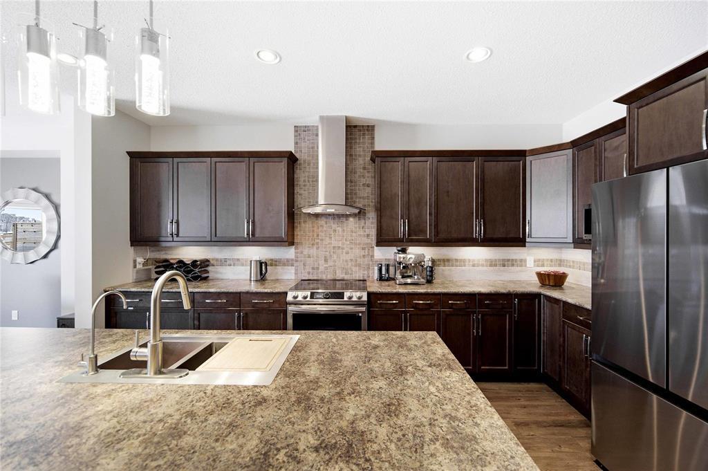 71 Bramblewood Court, Winnipeg, Manitoba  R3Y 0T1 - Photo 6 - 202606231