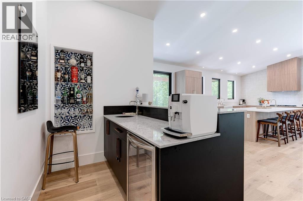 295 Allen Road, Grimsby, Ontario  L3M 4E7 - Photo 15 - 40803691