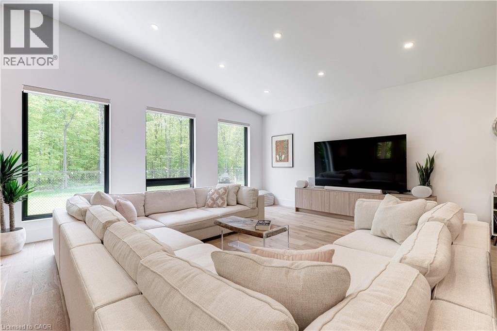 295 Allen Road, Grimsby, Ontario  L3M 4E7 - Photo 16 - 40803691