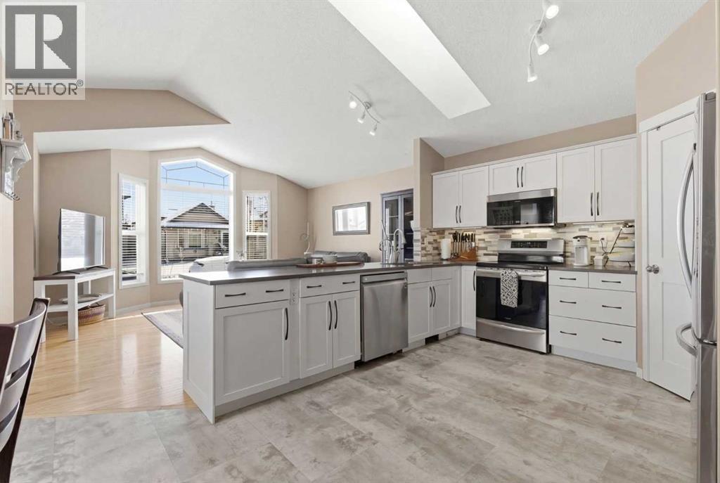 90 Cranberry Square, Calgary, Alberta  T3M 1J5 - Photo 10 - A2297470