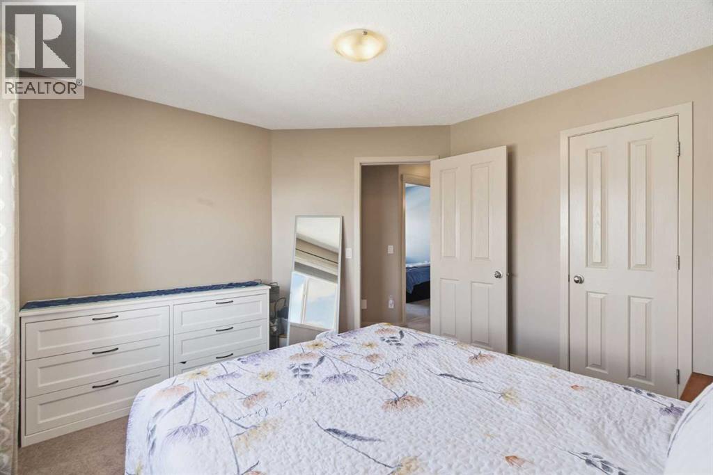 90 Cranberry Square, Calgary, Alberta  T3M 1J5 - Photo 25 - A2297470