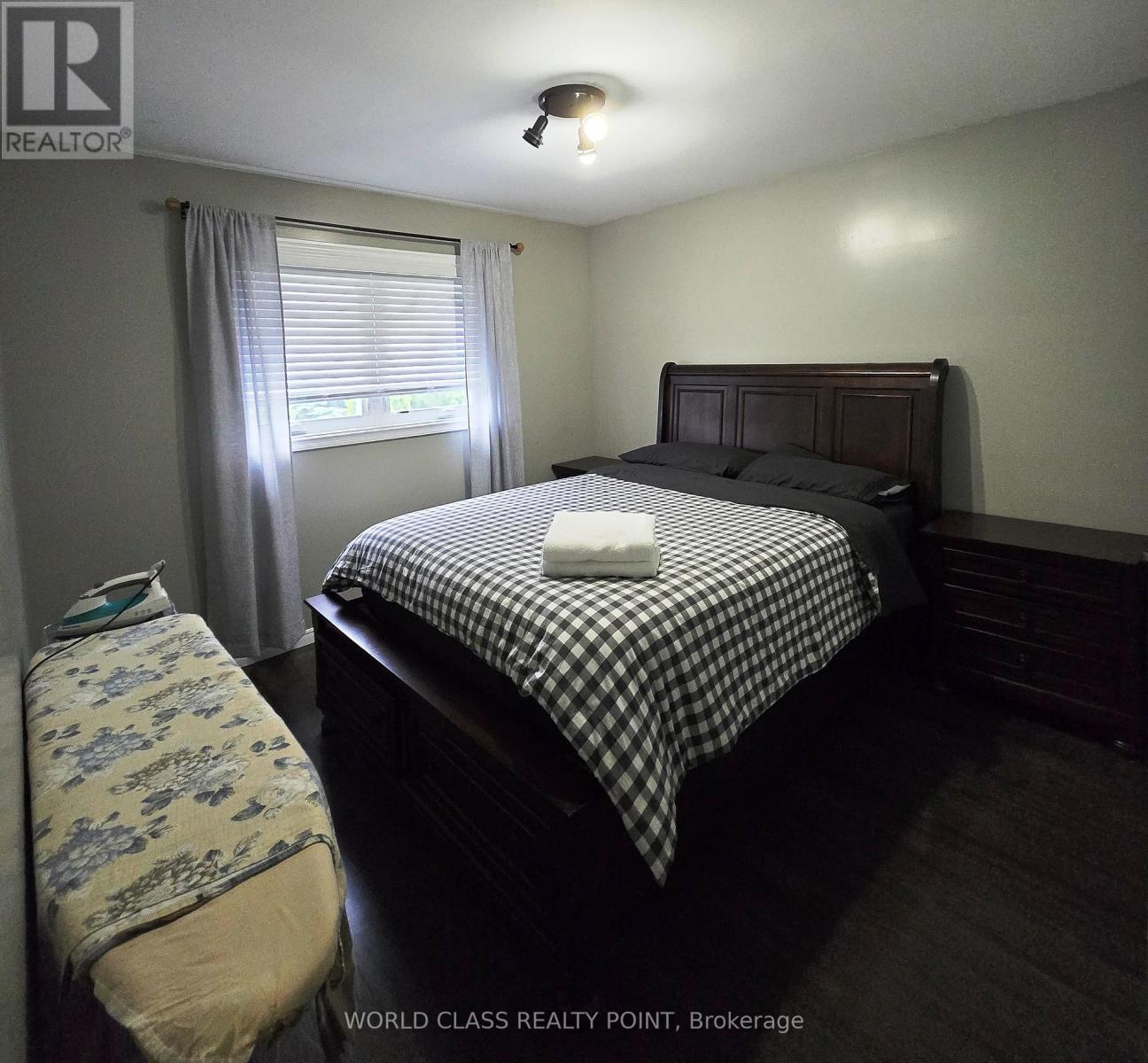 6136 Ford Road, Mississauga, Ontario  L5V 1X1 - Photo 21 - W12956922