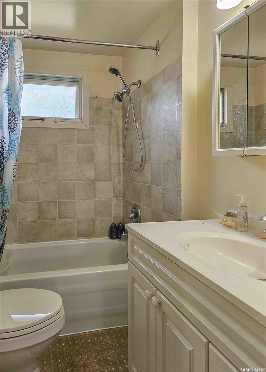 107 3rd Avenue W, Elrose, Saskatchewan  S0L 0Z0 - Photo 19 - SK031963