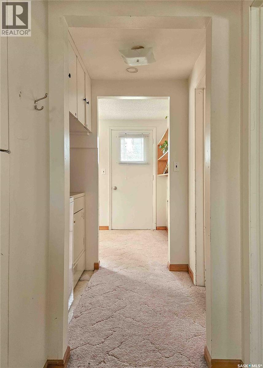 107 3rd Avenue W, Elrose, Saskatchewan  S0L 0Z0 - Photo 20 - SK031963