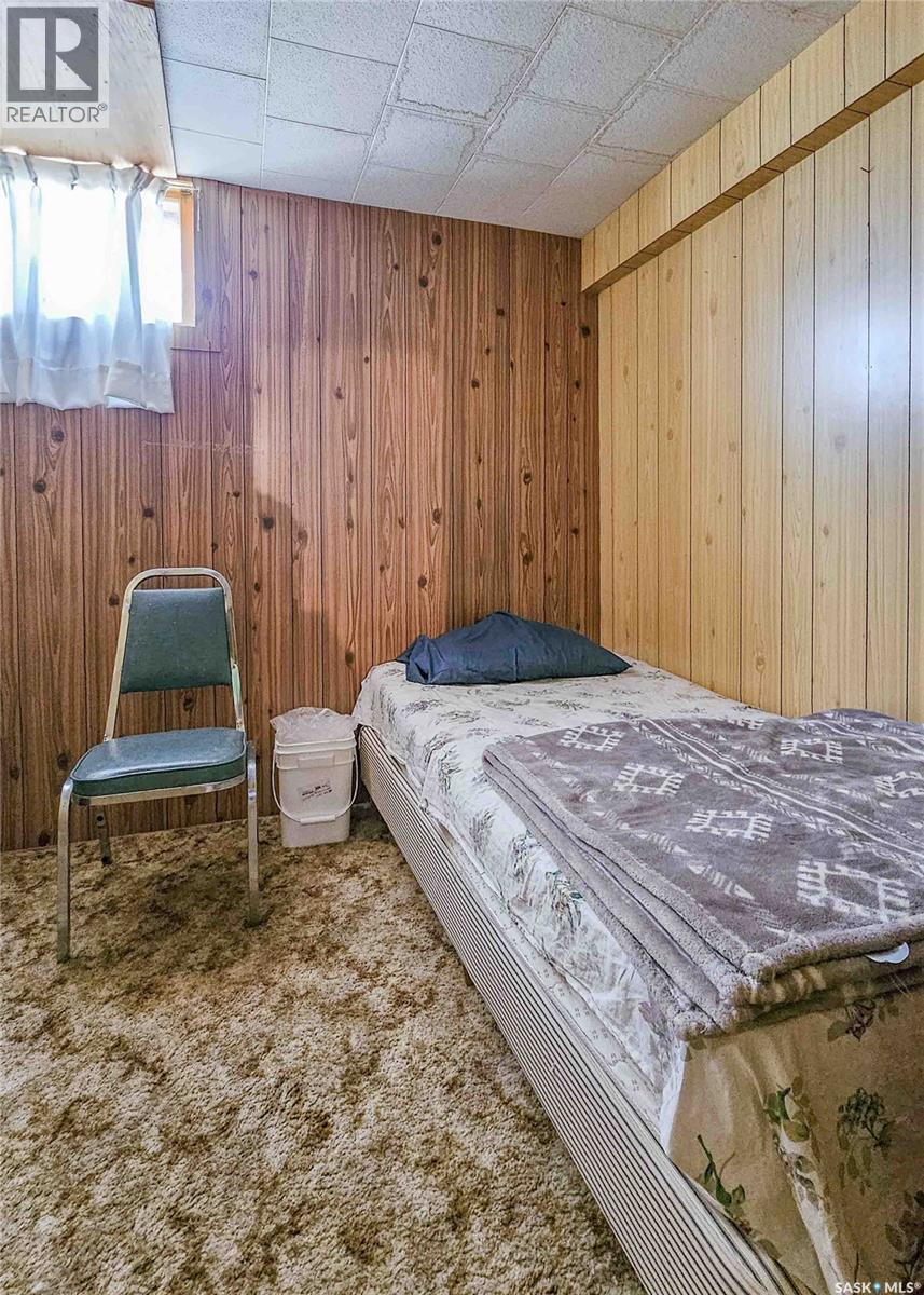 107 3rd Avenue W, Elrose, Saskatchewan  S0L 0Z0 - Photo 23 - SK031963