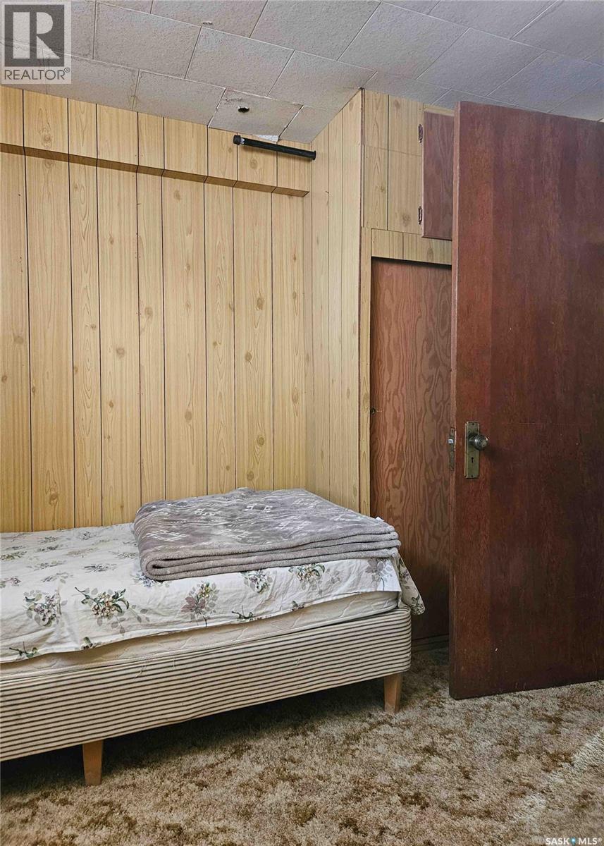 107 3rd Avenue W, Elrose, Saskatchewan  S0L 0Z0 - Photo 24 - SK031963