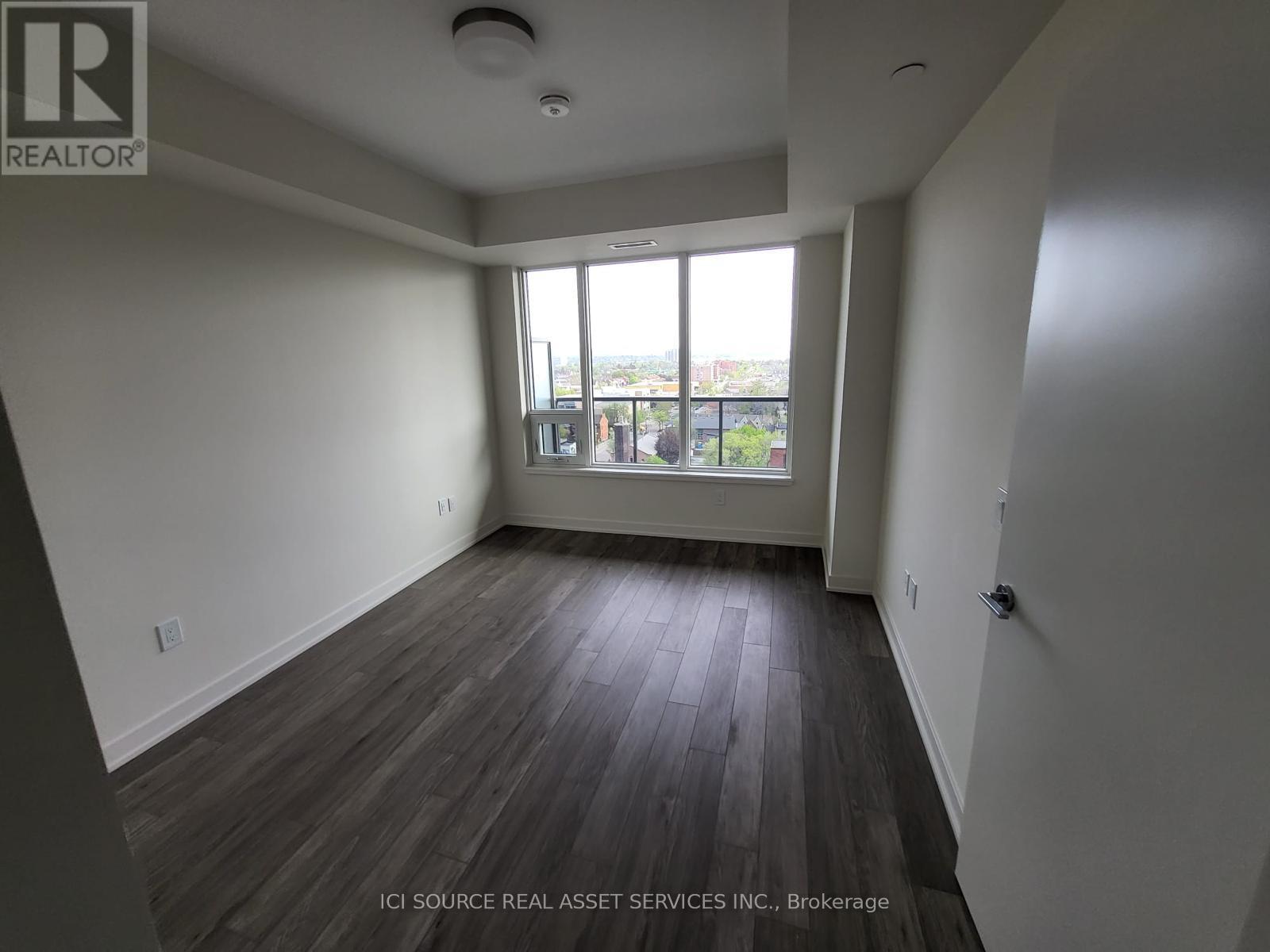 1122 - 212 King William Street, Hamilton, Ontario  L8R 0A6 - Photo 12 - X12956908