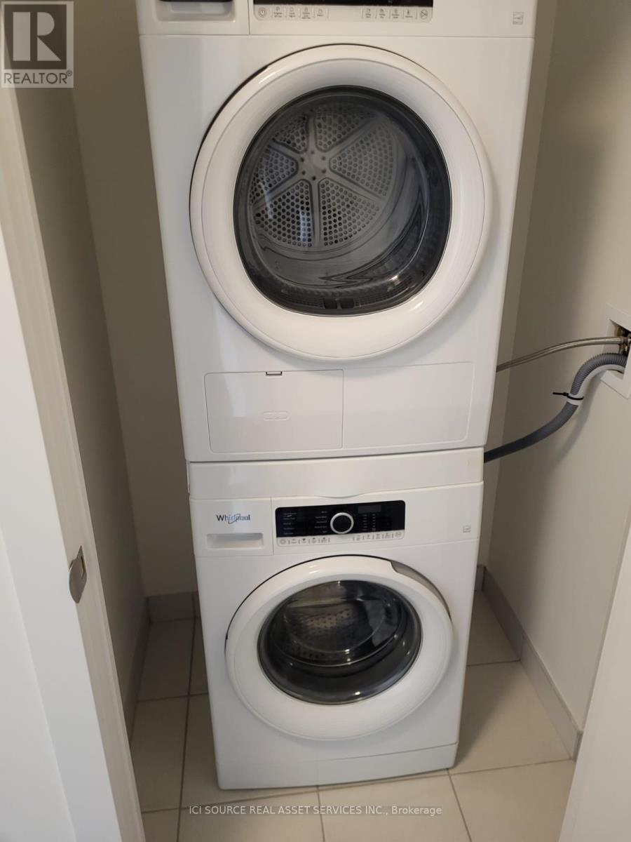 1122 - 212 King William Street, Hamilton, Ontario  L8R 0A6 - Photo 14 - X12956908