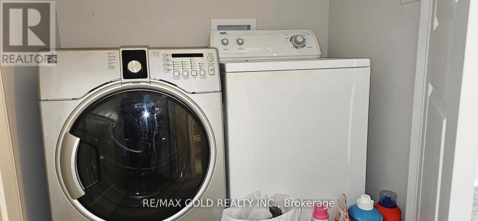 Upper - 350 Luella Street, Kitchener, Ontario  N2H 2J4 - Photo 21 - X12956926