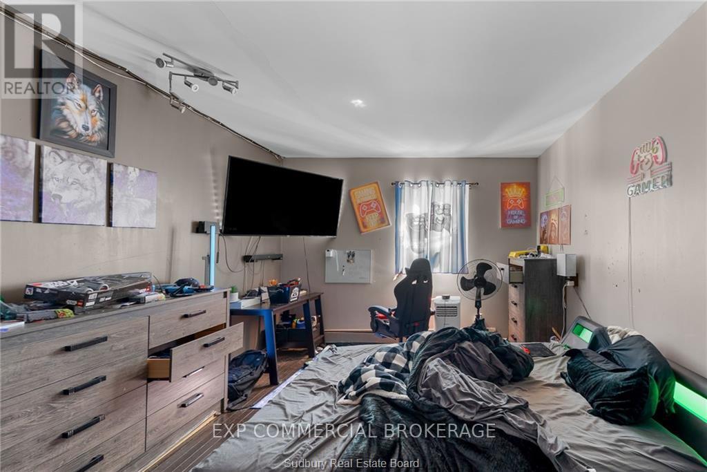 29 Laren Street, Greater Sudbury (Sudbury), Ontario  P0M 3C0 - Photo 22 - X12956936