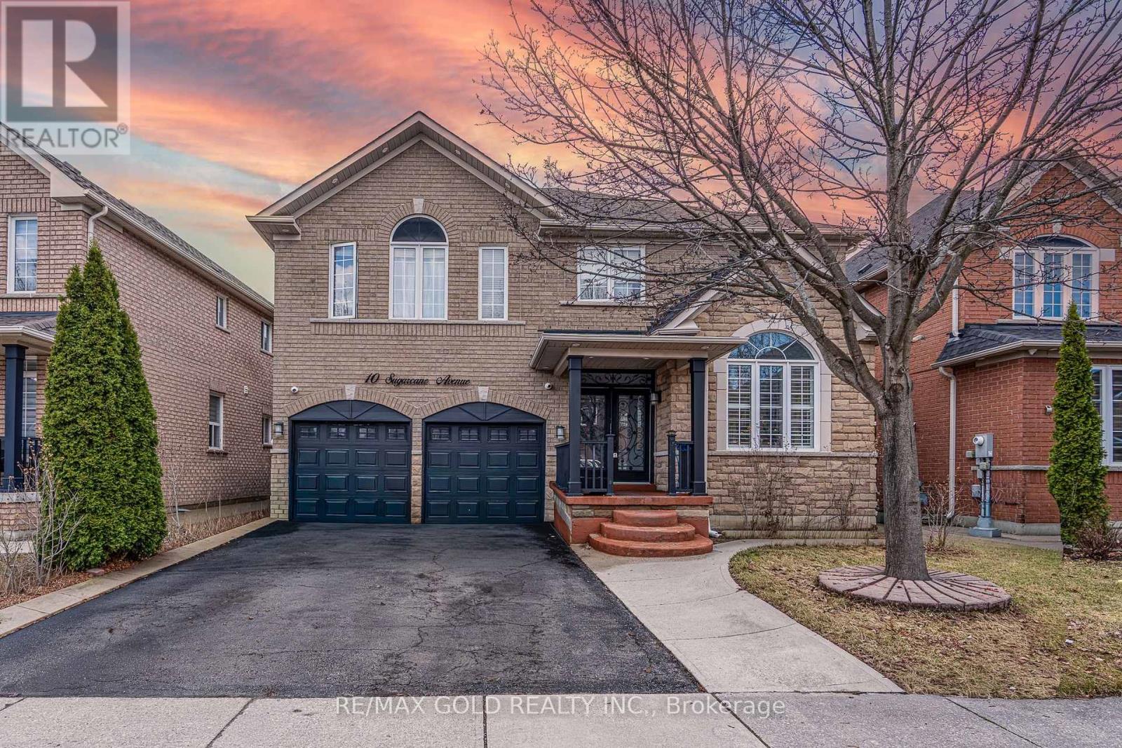 10 SUGARCANE AVENUE, Brampton, Ontario